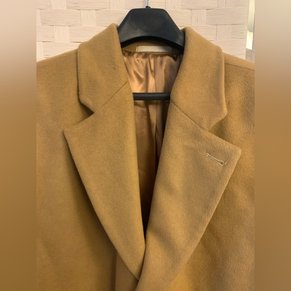 Brand New Michael Kors PeaCoat tan brown with gold lining - Picture 4 of 11